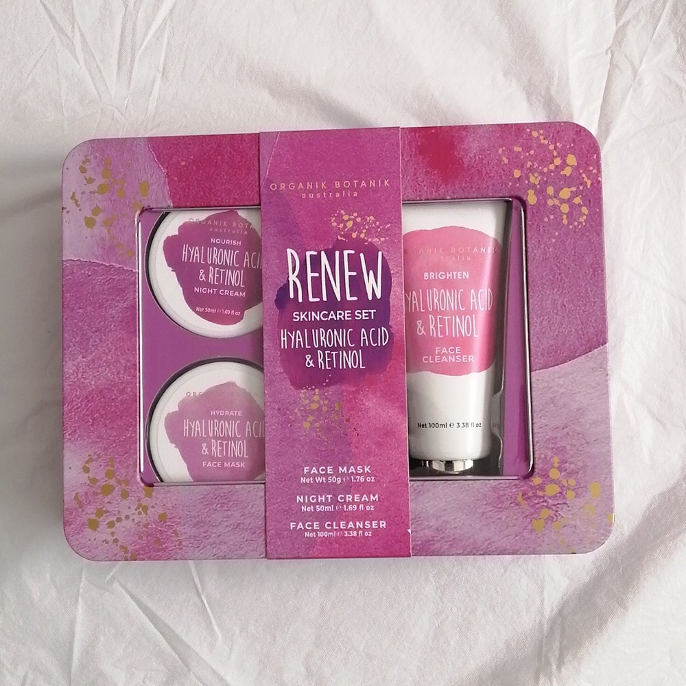 Organik Botanik Renew Skincare set.  New Sealed in Box